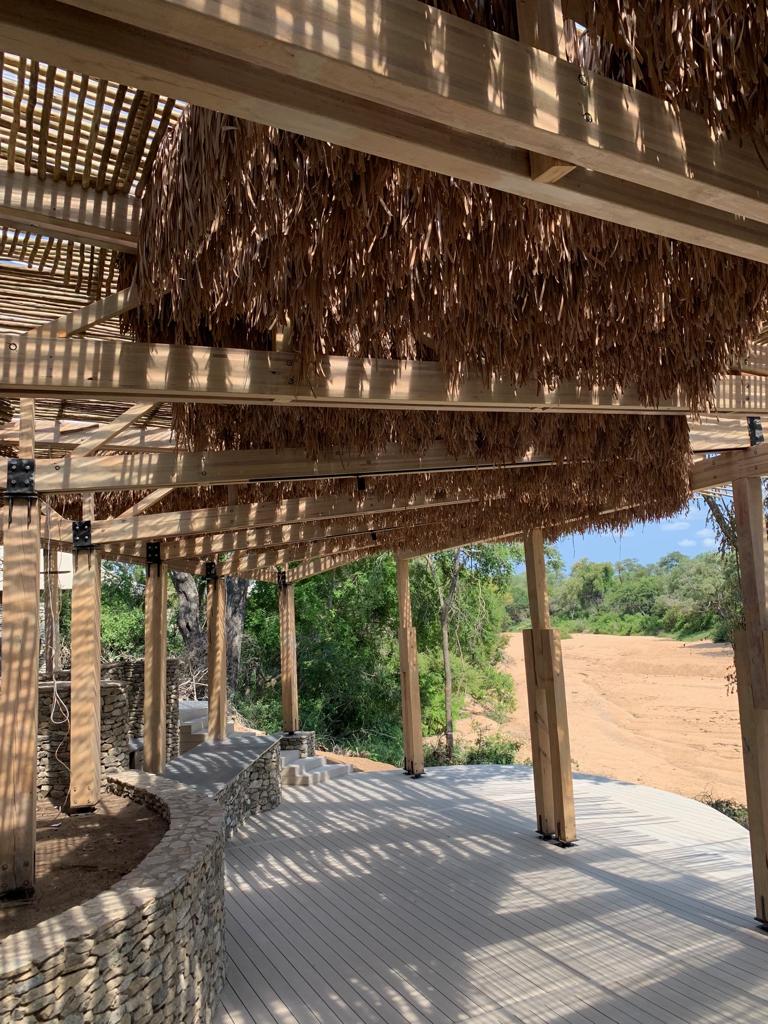 Fiber Thatch _Fiber Palm Ceiling Finish01